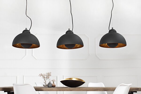 Estila Industriálna čierna závesná lampa Raval s tromi okrúhlymi tienidlami s obdĺžnikovou krytinou so zlatými detailmi 140 cm