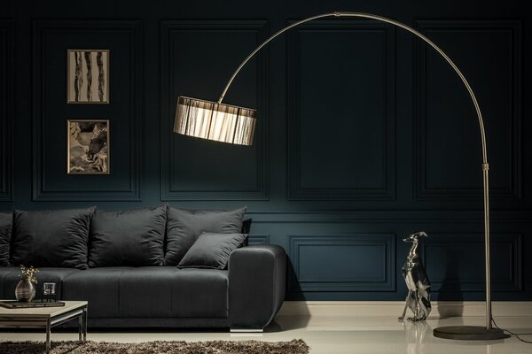 Estila Moderná nastaviteľná stojaca lampa Extenso čierna