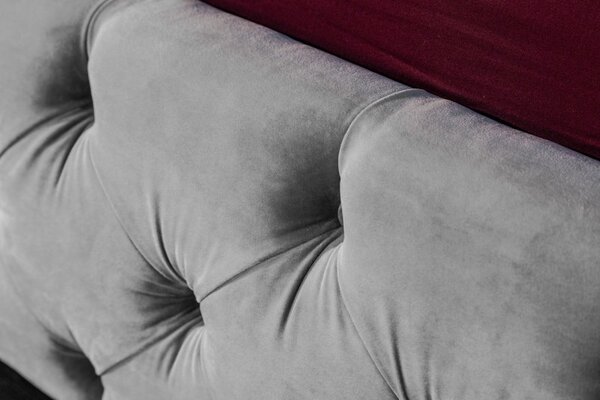 Estila Chesterfield čalúnená sivá zamatová posteľ Kreon I s vysokým čelom 210cm