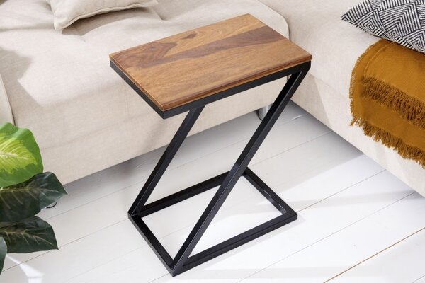 Estila Dizajnový moderný príručný stolík Dahle z masívu sheesham s čiernou kovovou podstavou 60cm