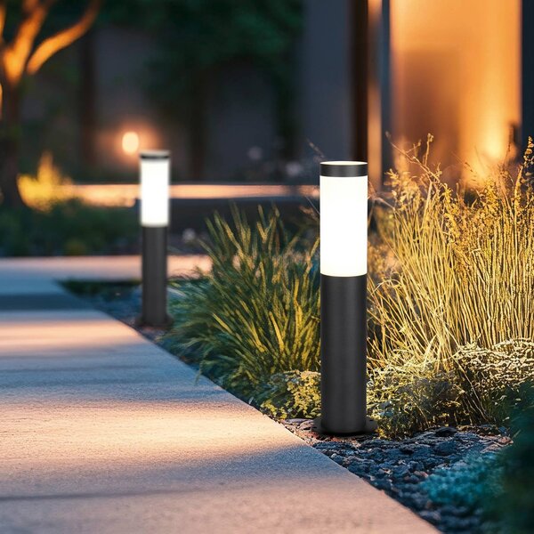 Stojaca lampa Trioto, čierna matná, výška 45 cm, nerezová oceľ, Čierna, Nehrdzavejúca oceľ, Moderný, Vonkajčie stĺpové osvetlenie