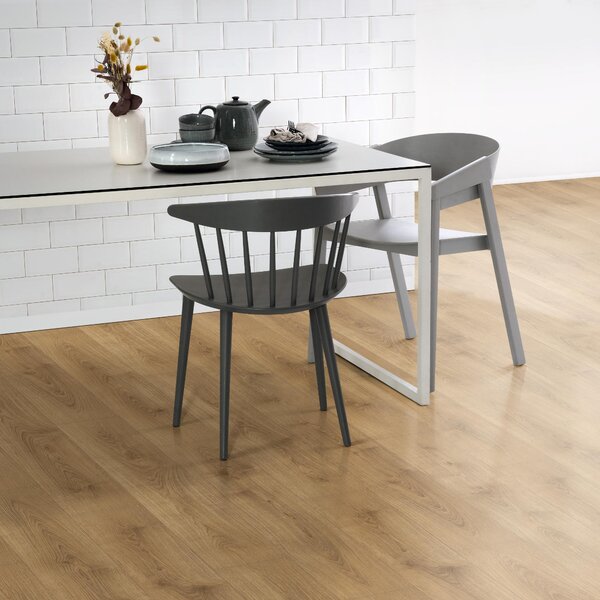 EGGER NatureSense 8/33 Classic Dub Nord prírodný SOL2970 2,00 m²