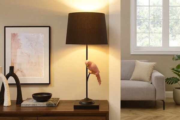 Estila Dizajnová stolná lampa Parrot so štvorcovou podstavou a dekoráciou v podobe ružového papagája 75 cm