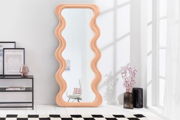 Estila Dizajnové art deco nástenné zrkadlo Swan s vlnitým obdĺžnikovým pastelovo marhuľovo oranžovým rámom 160 cm