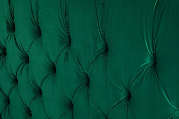Estila Štýlová chesterfield smaragdová zelená manželská posteľ Kreon so zamatovým poťahom s nízkymi čiernymi nožičkami 220 cm