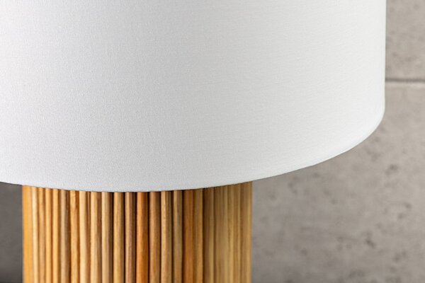 Estila Dizajnová okrúhla stolná lampa Willow s bielym bavlneným tienidlom a valcovou masívnou hnedou ozdobnou nohou 48 cm