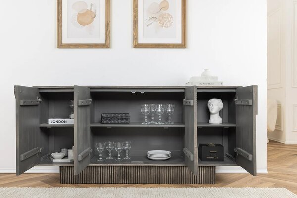 Estila Dizajnový sivý art deco obdĺžnikový príborník Sonia z mangového dreva so štyrmi dvierkami s geometrickým reliéfom 170 cm