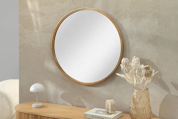 Estila Art deco okrúhle nástenné zrkadlo Auri so zlatým kovovým rámom a zadnou výstužou z dyhovaného dreva 58 cm