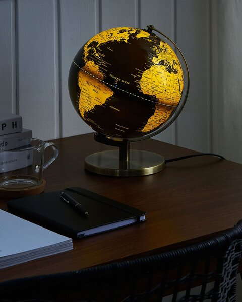 Glóbus čierna medená syntetický materiál kov 23 cm s LED osvetlením mapa sveta detská izba kancelária moderný štýl dekorácie
