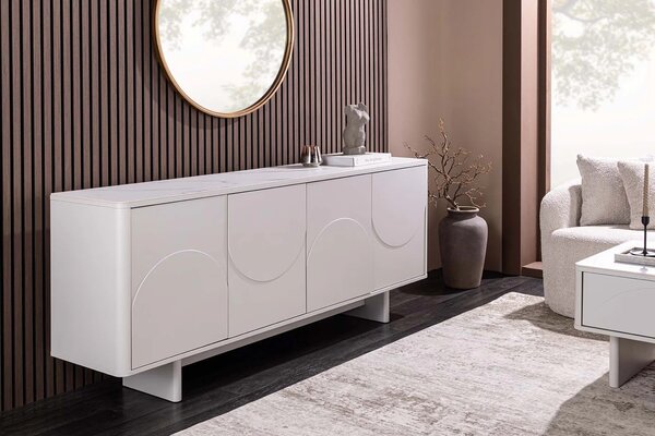 Estila Art deco obdĺžnikový štvordverový biely príborník Savonia s 3D reliéfom a mramorovou bielou doskou 180 cm