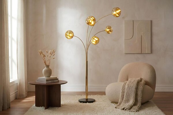 Estila Moderná glamour stojaca lampa Kalan so sklenenými dizajnovými tienidlami v zlatej farbe s čiernou podstavou 202 cm