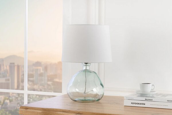 Estila Moderná sklenená stolná lampa Glassy s asymetrickou transparentnou nohou a bielym textilným tienidlom 42 cm
