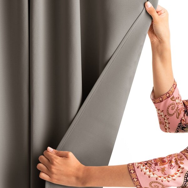 Sivobéžový dimout záves 140x245 cm Kierra – Restilo