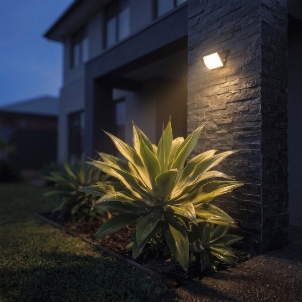 LED Reflektor TAMBO EVO LED/10W/230V 4000K IP65 čierny