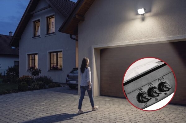 LED reflektor s pohybovým senzorom TAMBO EVO LED/30W/230V 4000K IP44 čierna