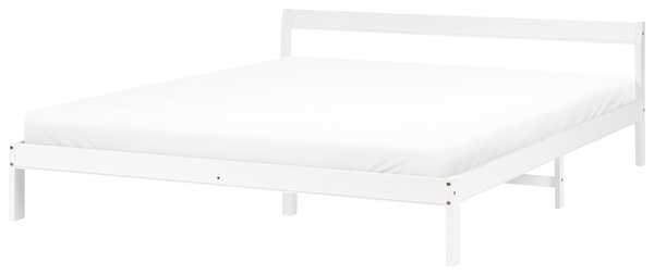 Posteľ biela borovicové drevo 180 x 200 cm s čelom a lamelovým roštom minimalistický štýl spálňa