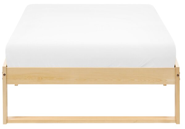Posteľ svetlohnedá borovicové drevo 90 x 200 cm s lamelovým roštom bez čela minimalistický štýl spálňa