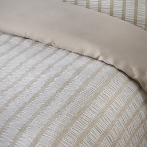 Béžové obliečky na jednolôžko 135x200 cm So Soft Seersucker Stripe – Catherine Lansfield