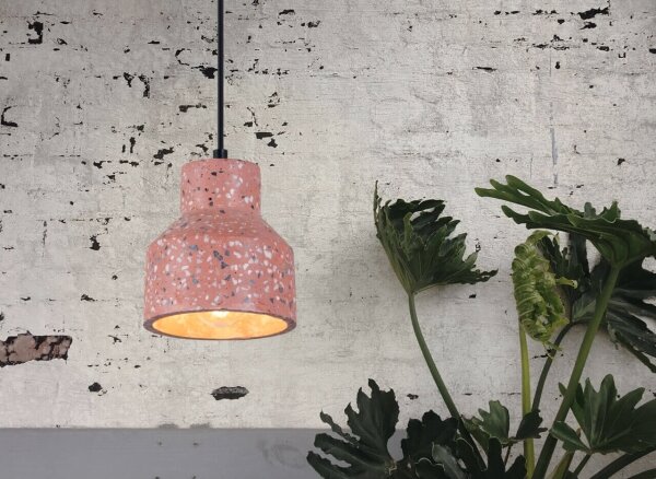 Klausen 111038 - Luster na lanku RESIN 1xE27/11W/230V ružová/čierna