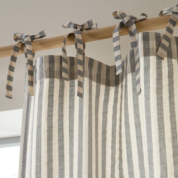 Sivý záves 140x183 cm Zanzibar Woven Stripe – Pineapple Elephant