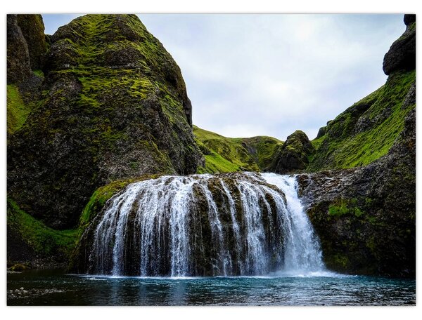 Obraz útesu s vodopádom (70x50 cm)