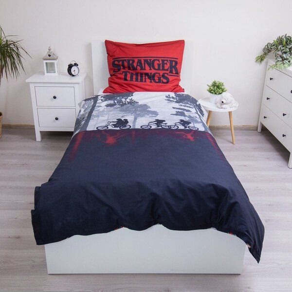 Bavlnené detské obliečky na jednolôžko 140x200 cm Stranger Things "Upside Down" – Jerry Fabrics