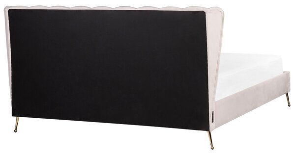 Posteľ ružová zamatové čalúnenie 180 x 200 cm zlaté kovové nohy prešívané čelo s USB portom moderný glamour štýl spálňa
