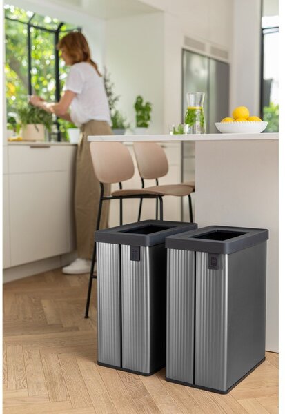 Sivý odpadkový kôš na triedený odpad z recyklovaného plastu 54 l Verto Recycle – Curver