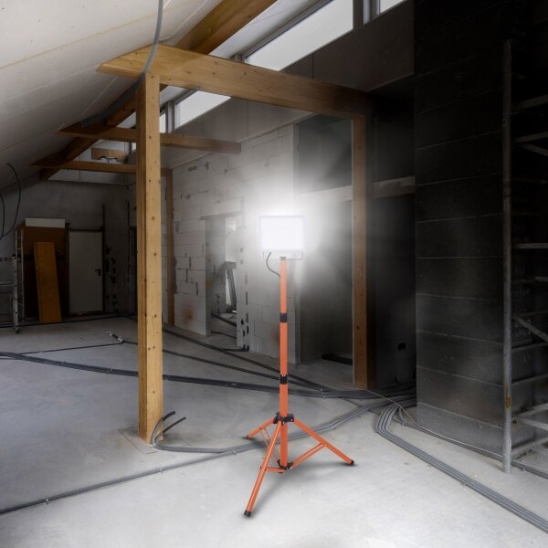 Solight WM-50W-FVQ - LED Reflektor so stojanom LED/50W/230V 4000K IP65
