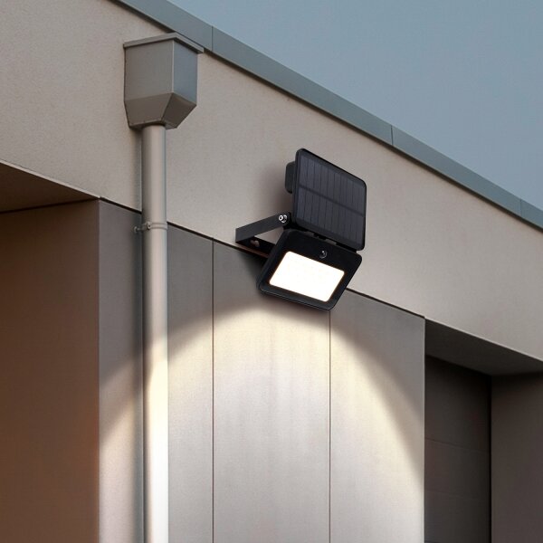 Solight WL913-LED stmievateľný solárny reflektor so senzorom LED/6W/2200 mAh IP6