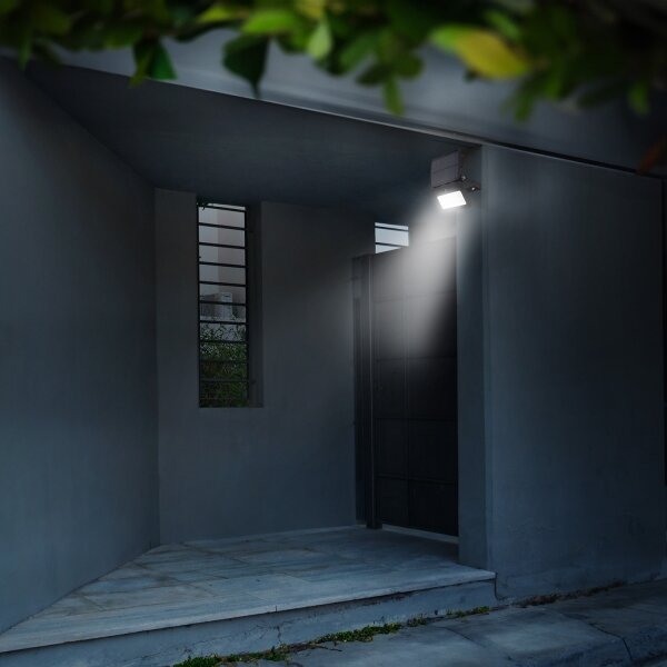 Solight WL913-LED stmievateľný solárny reflektor so senzorom LED/6W/2200 mAh IP6