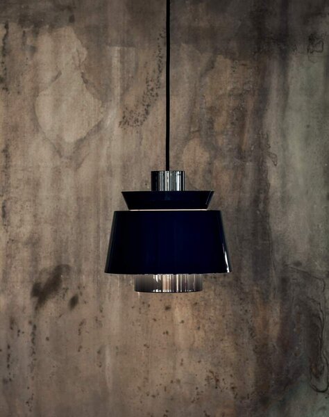 &Tradition Závesná lampa Utzon, steel blue 133142A369