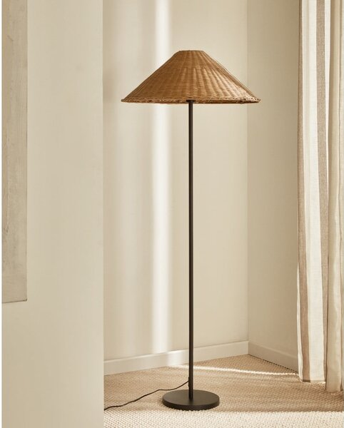 Stojacia lampa s ratanovým tienidlom v čierno-prírodnej farbe (výška 154 cm) Urania – Kave Home