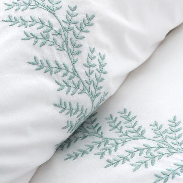 Biele bavlnené obliečky na dvojlôžko 200x200 cm Embroidery Leaf – Bianca