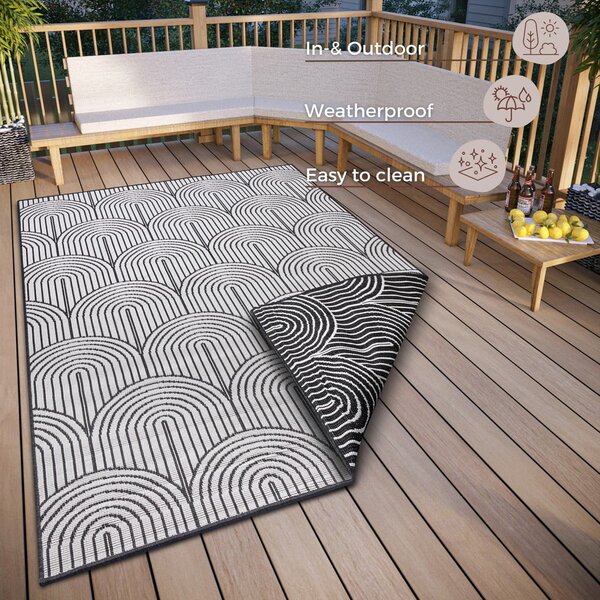 Čierno-biely vonkajší koberec 240x330 cm Pangli Black – Hanse Home