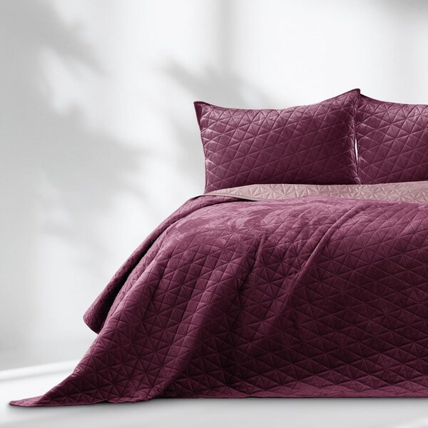 Tmavoružový zamatový prešívaný pléd 220x240 cm Laila – AmeliaHome