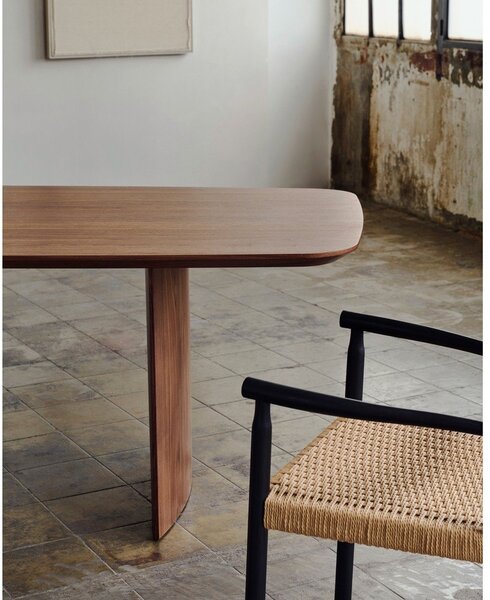 Hnedý jedálenský stôl v dekore orecha 100x200 cm Litto – Kave Home