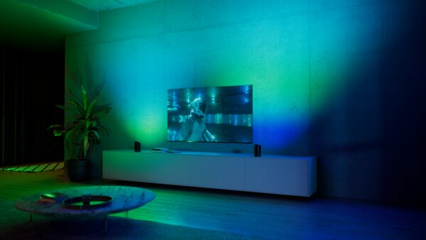 8720169339712 Philips Hue White and color Gradient Play Wall Washer stolové svietidlo 20W/1035lm 2000-6500K+RGB čierna + PSU + plug