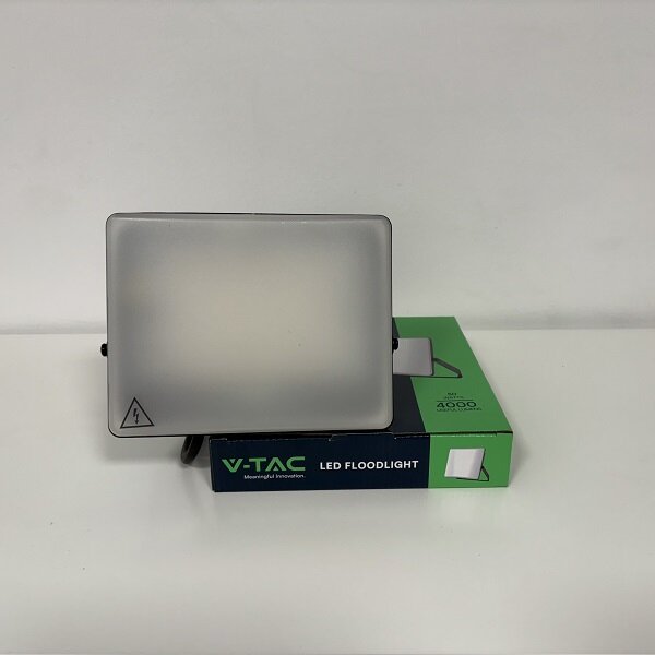 V-TAC LED reflektor 50W 3v1