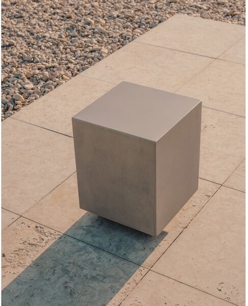 Záhradný odkladací stolík 35x35 cm Rustella – Kave Home
