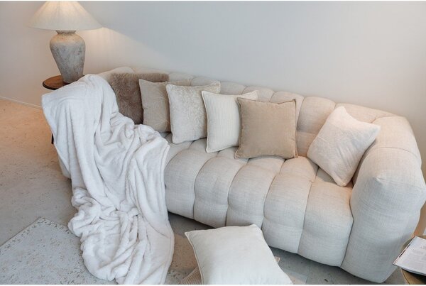 Bielobéžová deka z umelej kožušiny 150x200 cm Ruby – Tiseco Home Studio