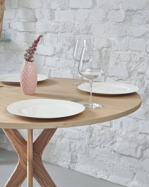 Okrúhly rozkladací jedálenský stôl s doskou v dekore jaseňového dreva 45x90 cm Jubi – Ragaba