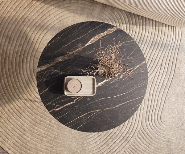 DELIFE Konferenčný stolík Edge okrúhly 100x100 cm keramika Laminam® Noir Desir hnedá Trive kov čierna