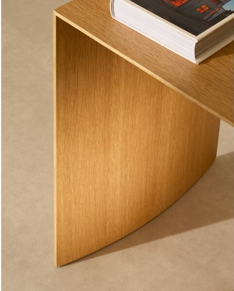 Konferenčný stolík vo svetloprírodnej farbe v dekore duba 45x90 cm Litto – Kave Home