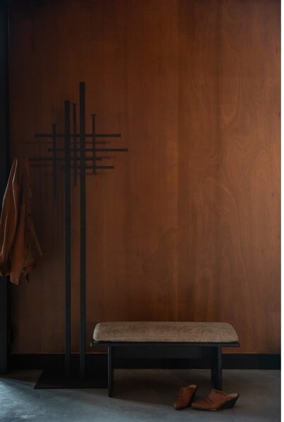 Čierny oceľový vešiak 71x185 cm Rumex – Dutchbone