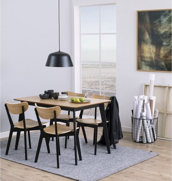 Jedálenský stôl z dubového dreva Actona Roxby, 120 x 80 cm