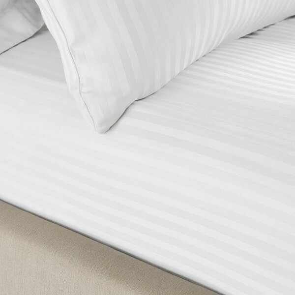 Biela napínacia damašková plachta 150x200 cm Satin Stripe – Catherine Lansfield