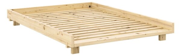 Dvojlôžková posteľ z borovicového dreva s roštom v prírodnej farbe 140x200 cm Social Bed – Karup Design