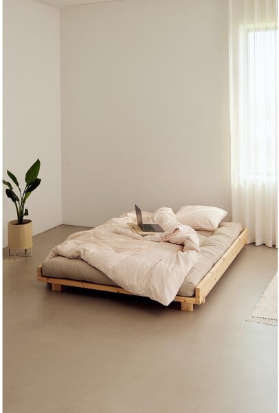 Dvojlôžková posteľ z borovicového dreva s roštom v prírodnej farbe 140x200 cm Social Bed – Karup Design