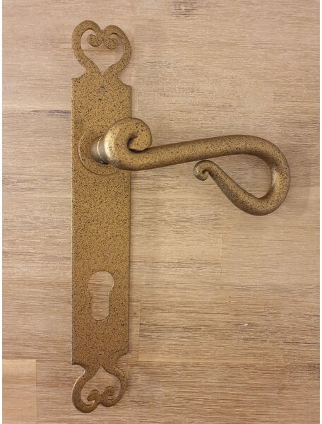 GALBUSERA Kovaná kľučka model 2200 - PZ, 90 mm, červeno-hnedá corten